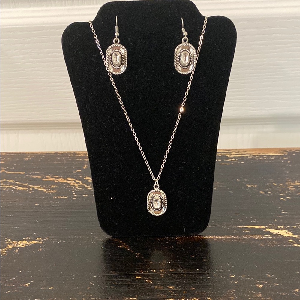 Cowboy Hat Silver Necklace with matching earrings.